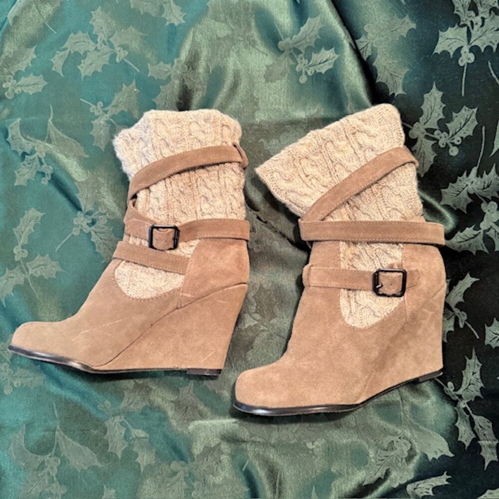 Steve Madden P-Alpine Suede Knit Wedge Boots - Size 8